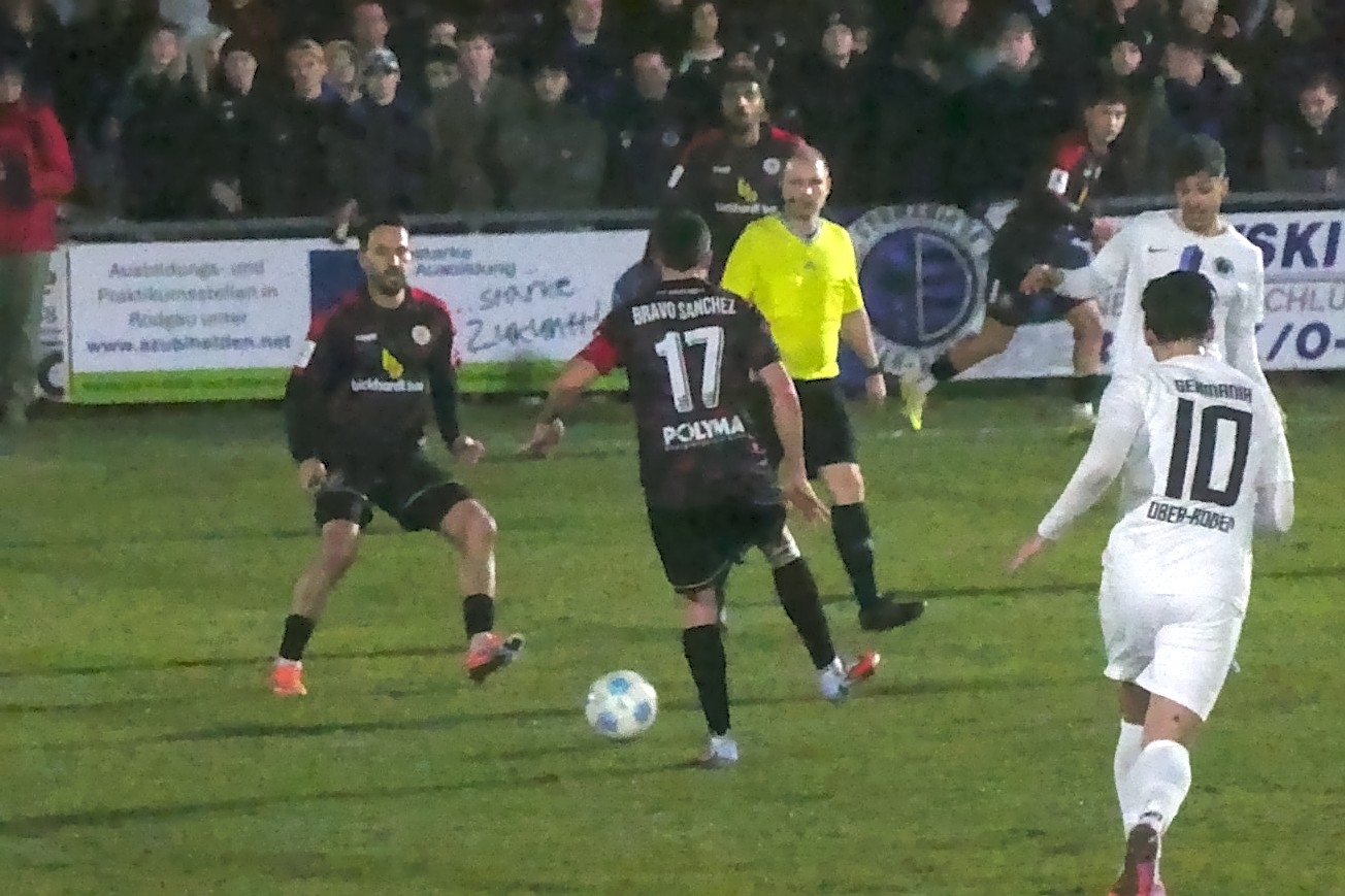 L&ouml;wen verlieren Viertelfinale im Krombacher Hessenpokal in Ober-Roden