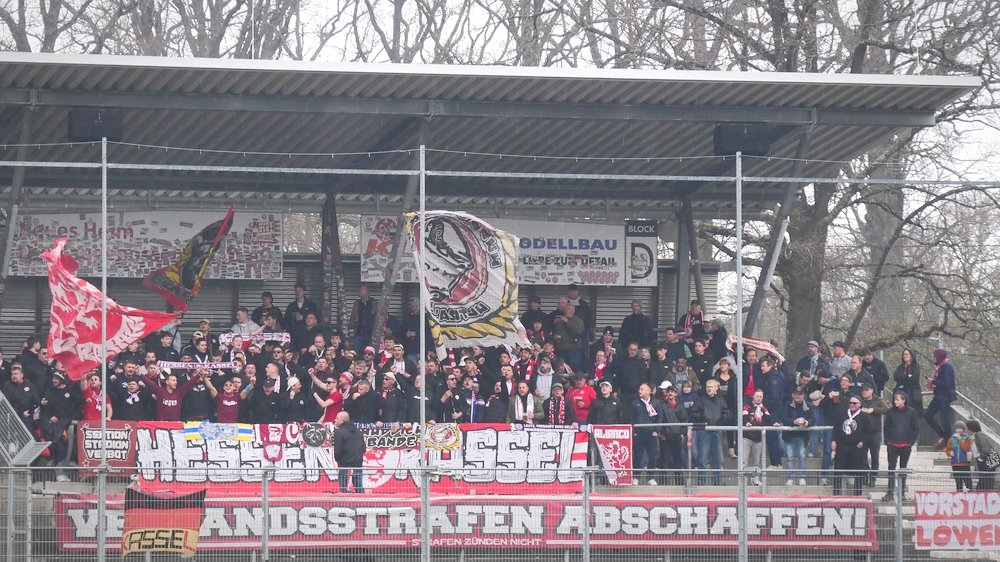 Stuttgarter Kickers, KSV Hessen Kassel, Endstand 0:1