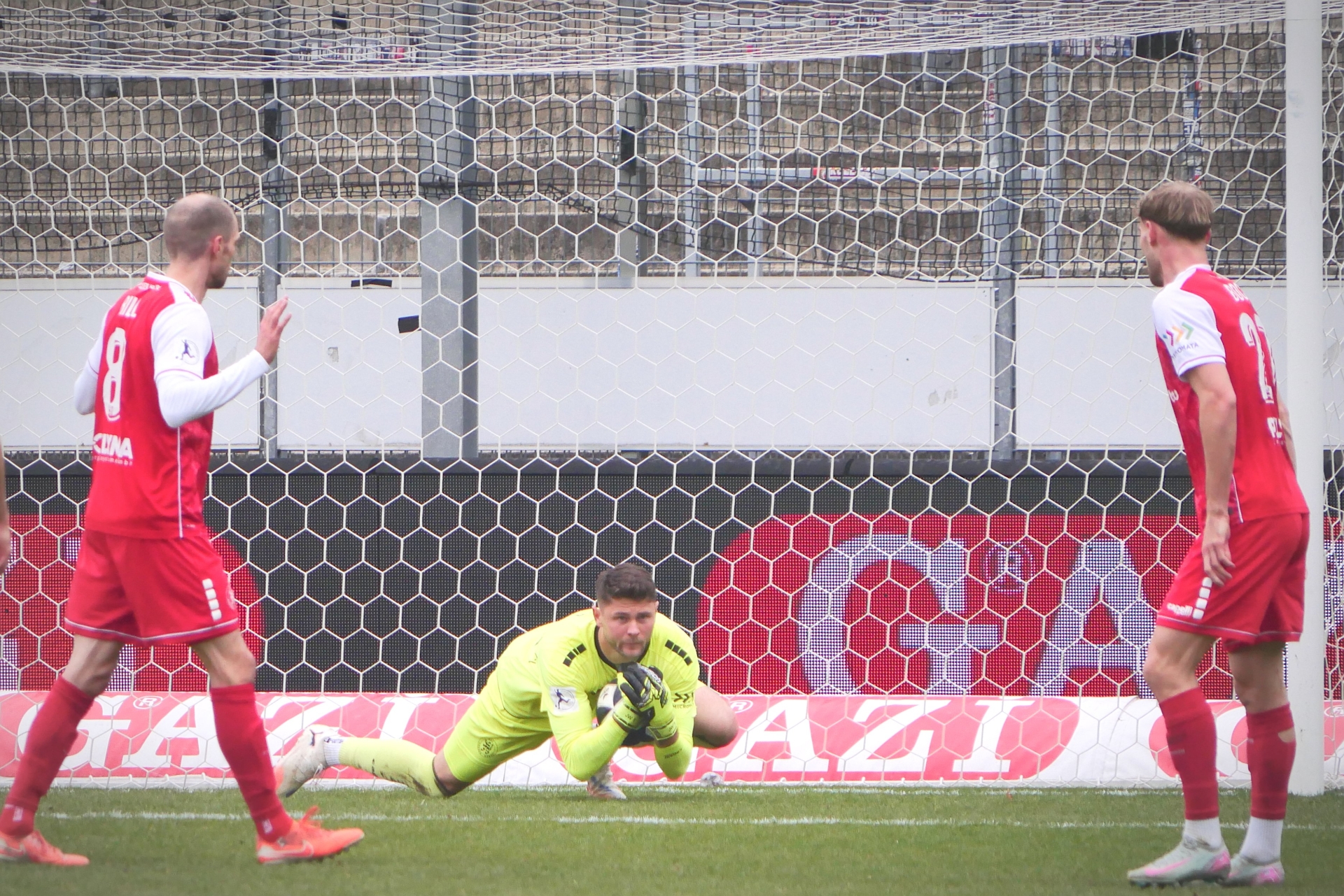 Stuttgarter Kickers, KSV Hessen Kassel, Endstand 0:1, Weyand