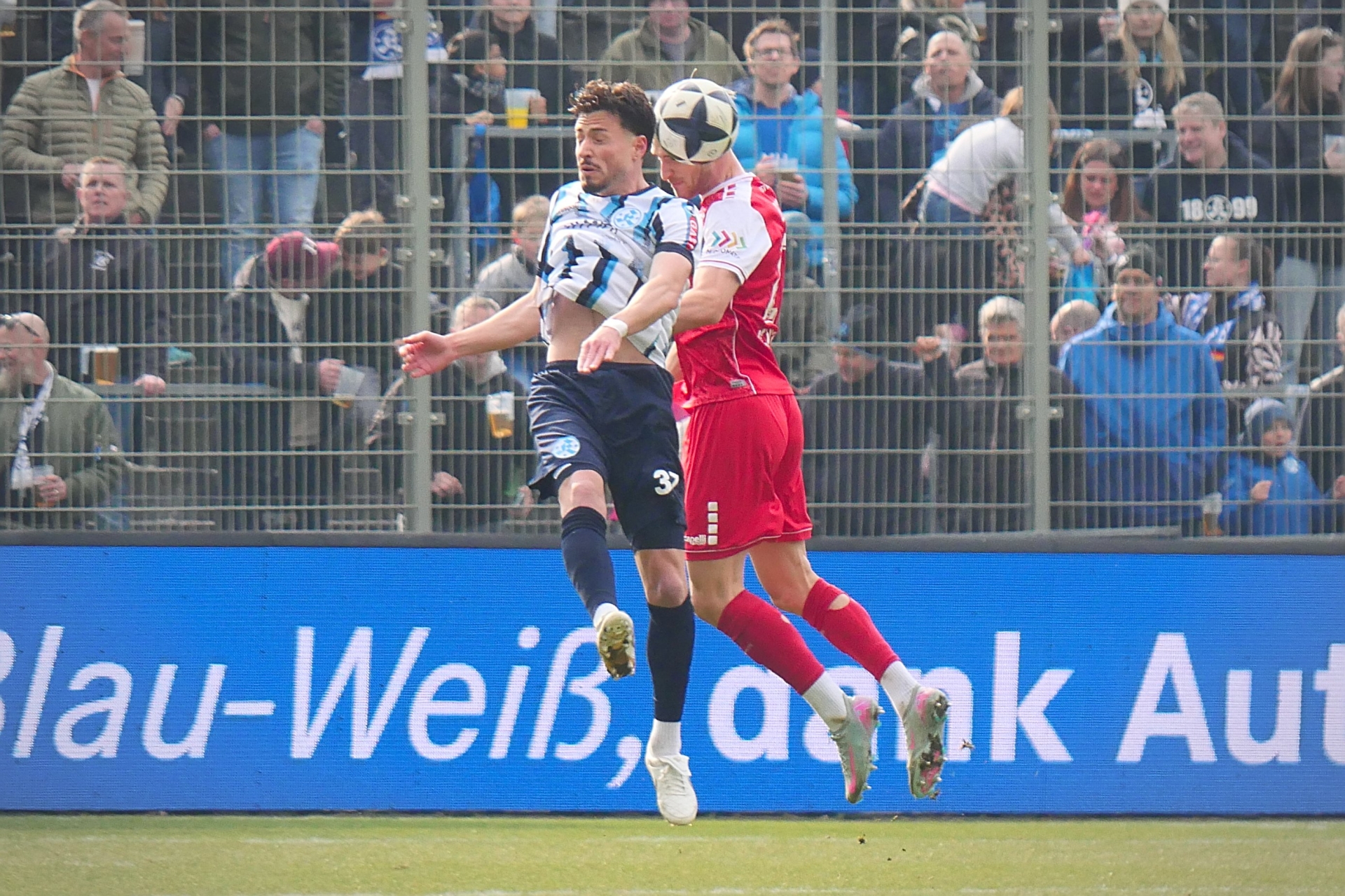 Stuttgarter Kickers, KSV Hessen Kassel, Endstand 0:1