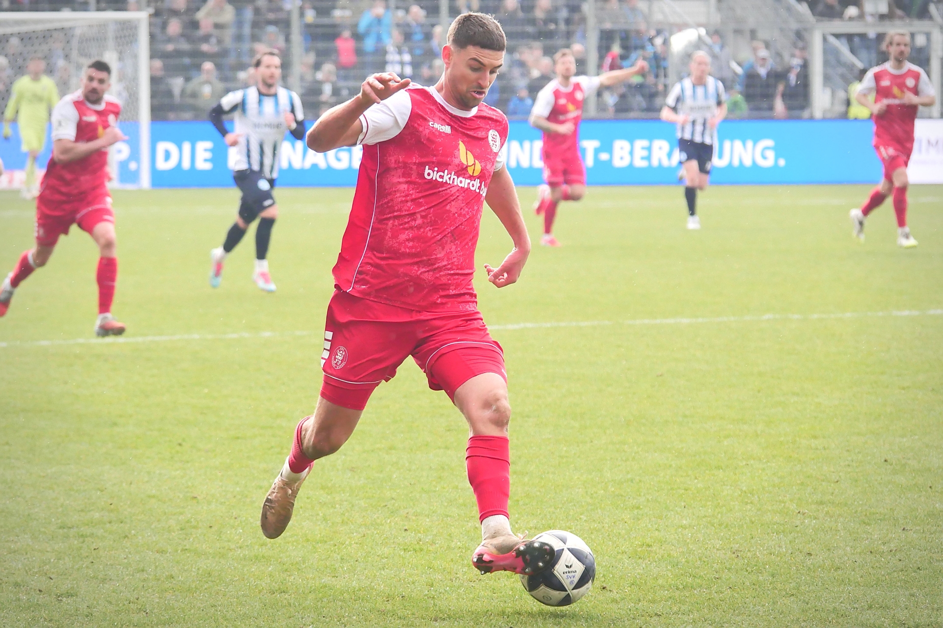 Stuttgarter Kickers, KSV Hessen Kassel, Endstand 0:1, Breitfelder