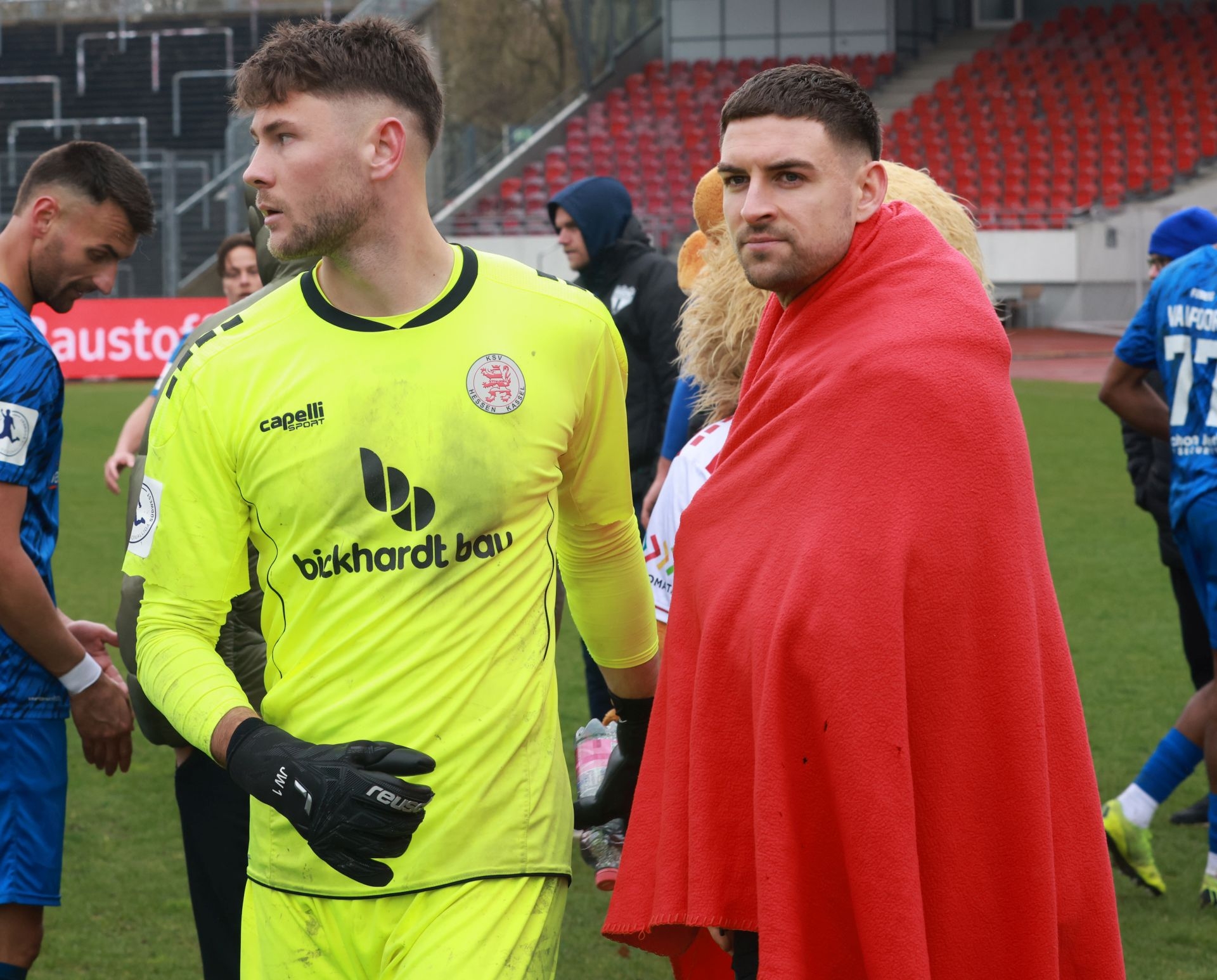 Fu&szlig;ball-Regionalliga,
KSV Hessen gegen Freiberg, 
Danny Breitfelder
Jonas Janko Weyand


Foto: Schachtschneider