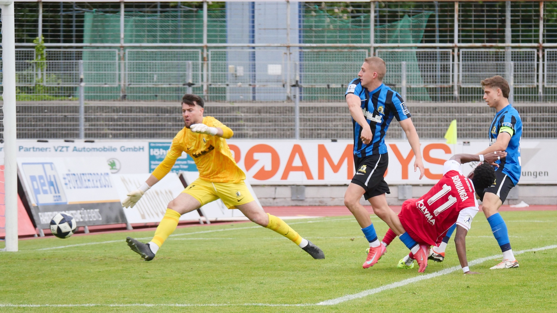 SV Eintracht Trier - KSV Hessen Kassel