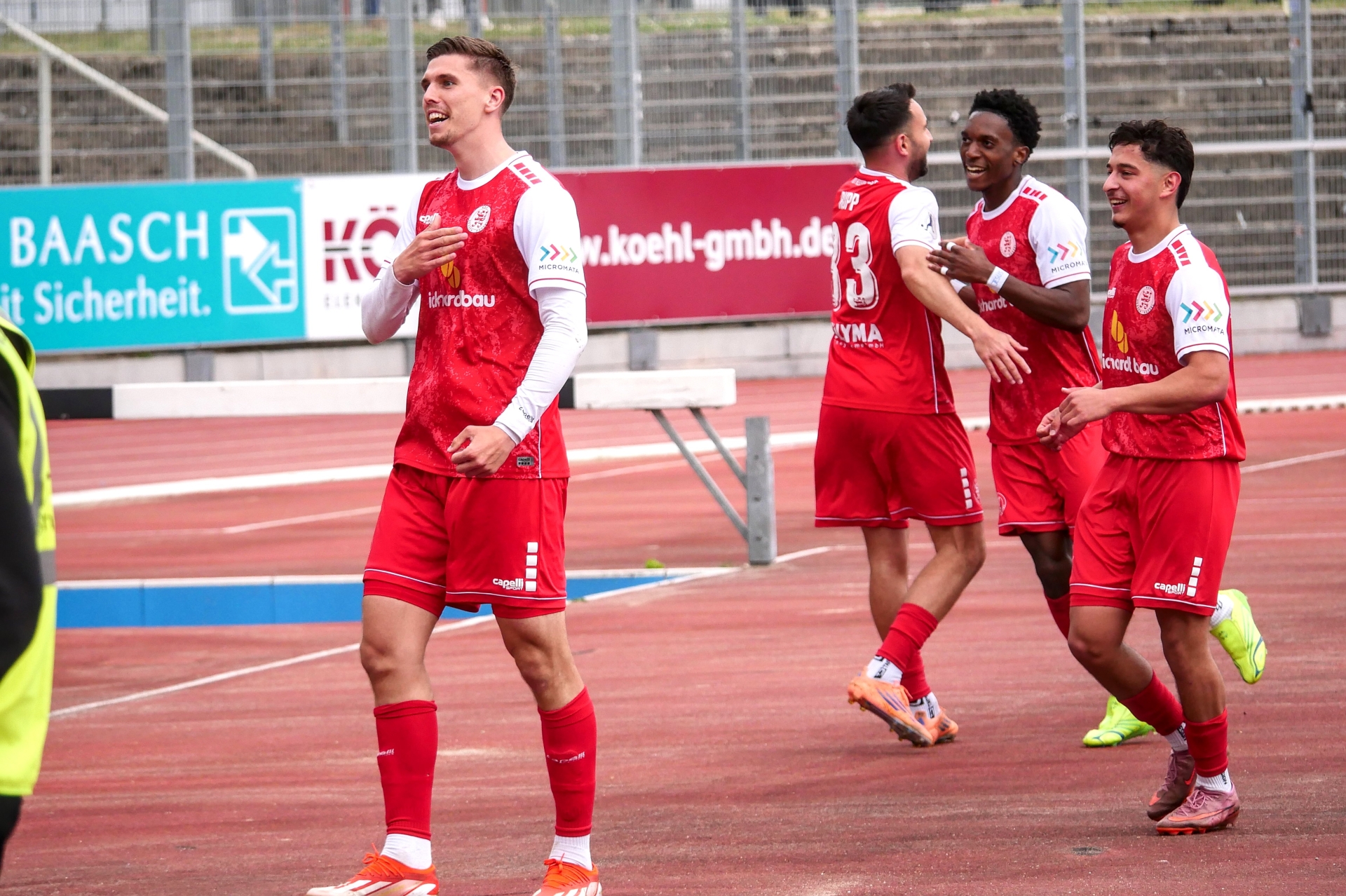 SV Eintracht Trier - KSV Hessen Kassel, Torjubel, Dahlke