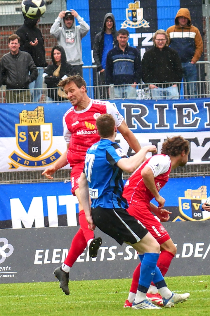 SV Eintracht Trier - KSV Hessen Kassel