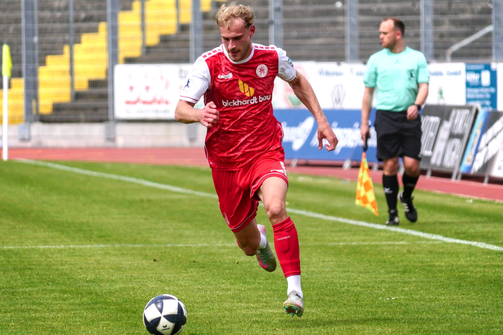 SV Eintracht Trier - KSV Hessen Kassel, Boche