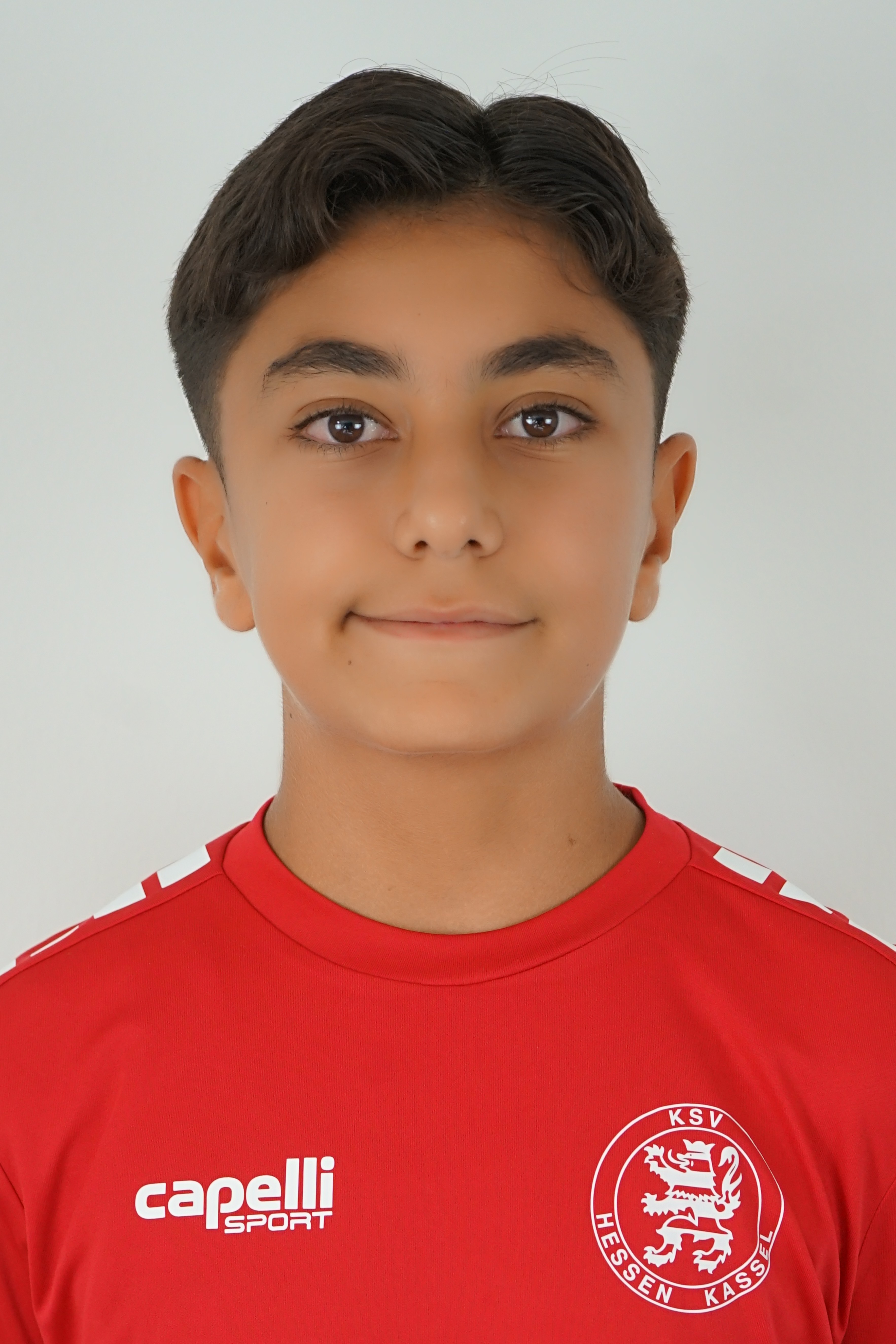 Oezbey, Eren