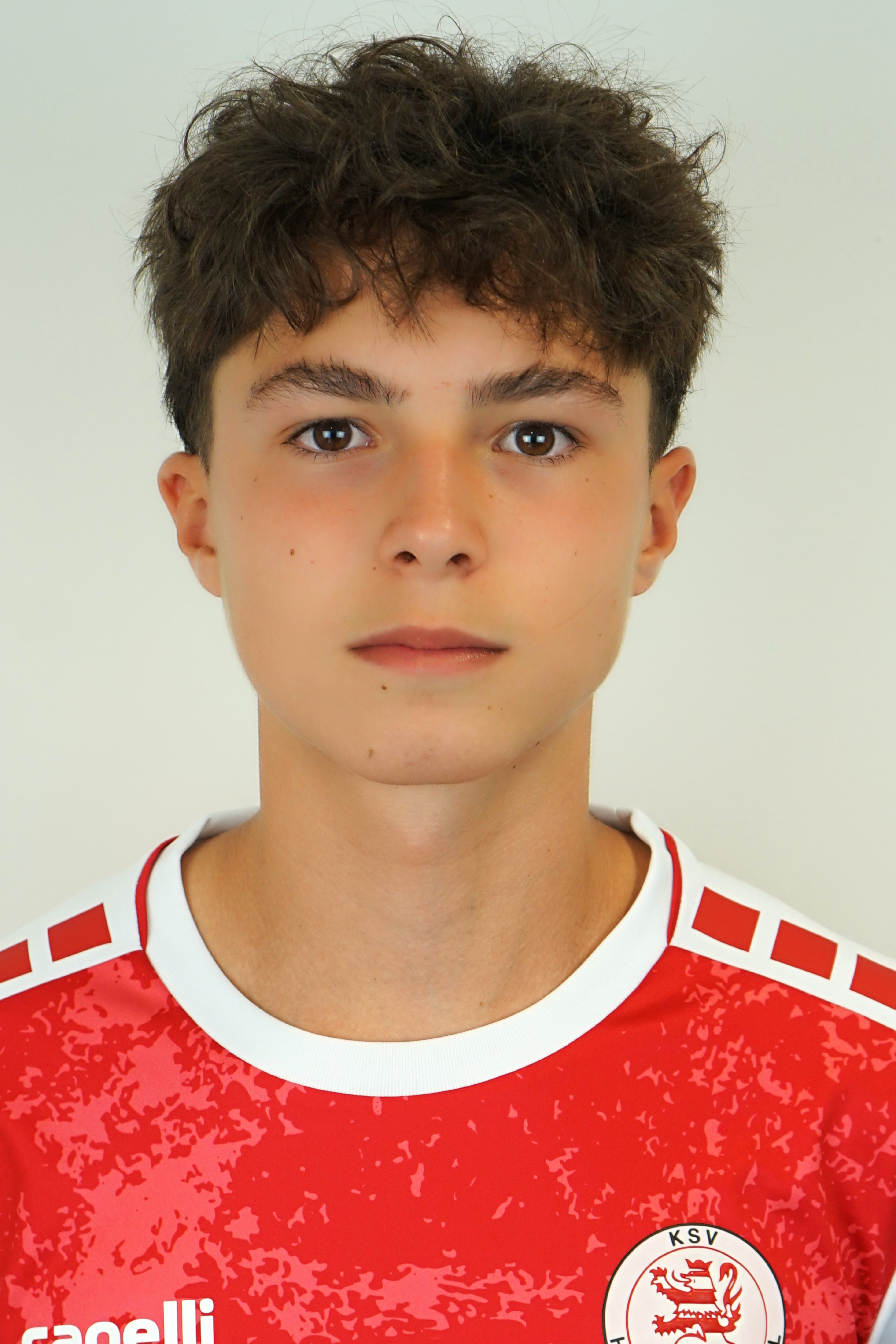 Avdiu, Lorik